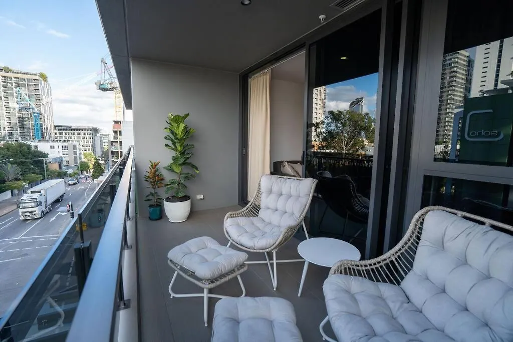 Brand-New Central Apartment W Pool, Gym And More Brisbane 0*,